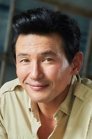 Hwang Jung-min is