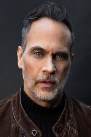 Todd Stashwick is